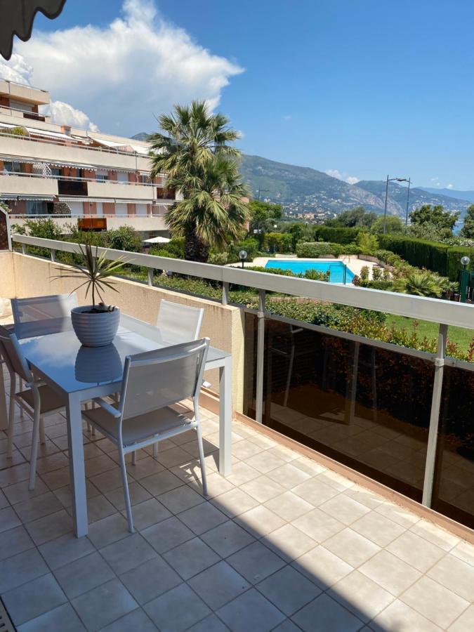 Superbe 2P Vue Mer, Ensoleille, Piscine Apartment Roquebrune-Cap-Martin Exterior photo